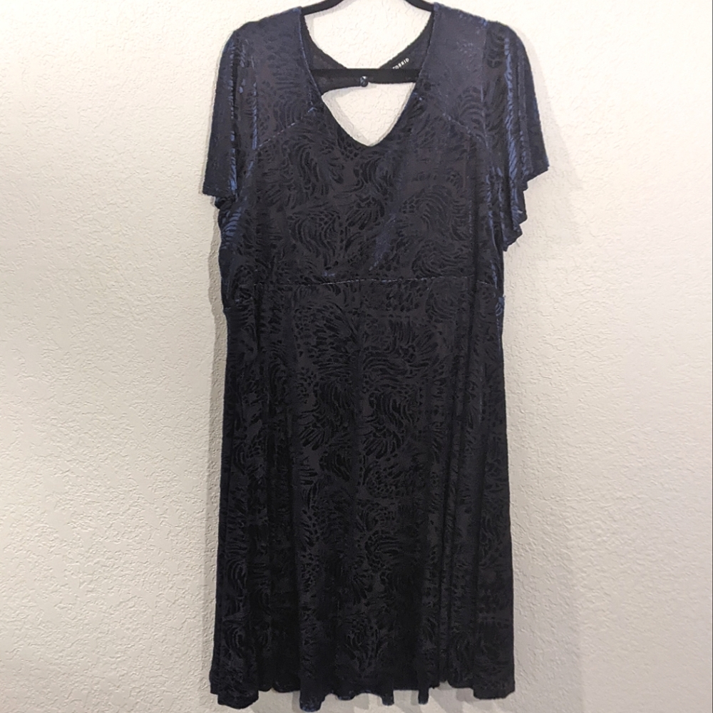 Torrid navy & black velvet dress